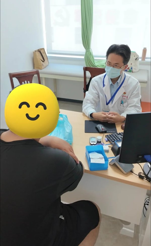 股票配资之家网 狂喝奶茶两个月暴瘦20斤！38岁男子后悔惨了……